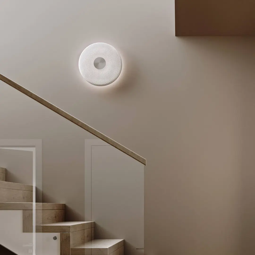 Northern LED-Wandleuchte Glint, aluminium, Ø 36 cm