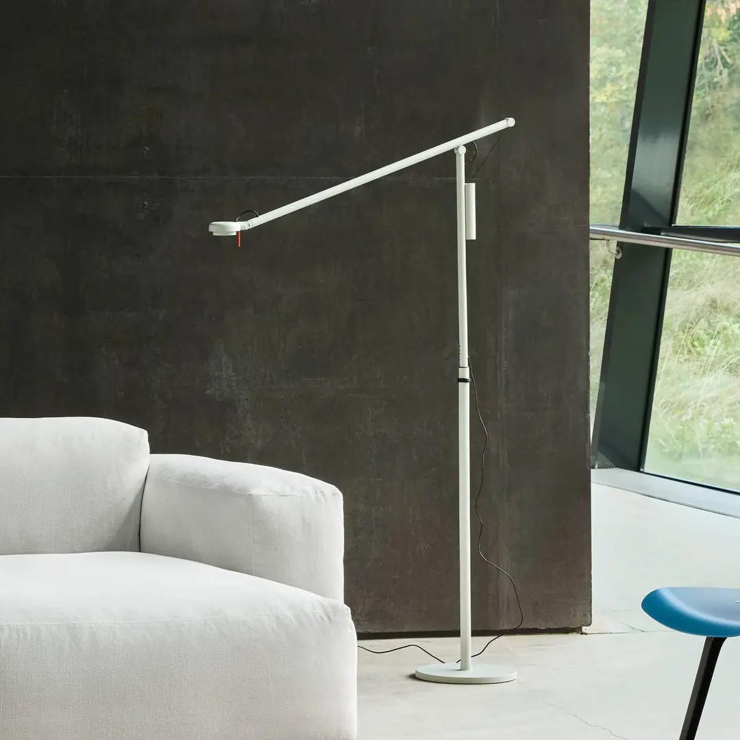 HAY LED-Stehlampe Fifty-Fifty, grau, Höhe 135 cm, dim.