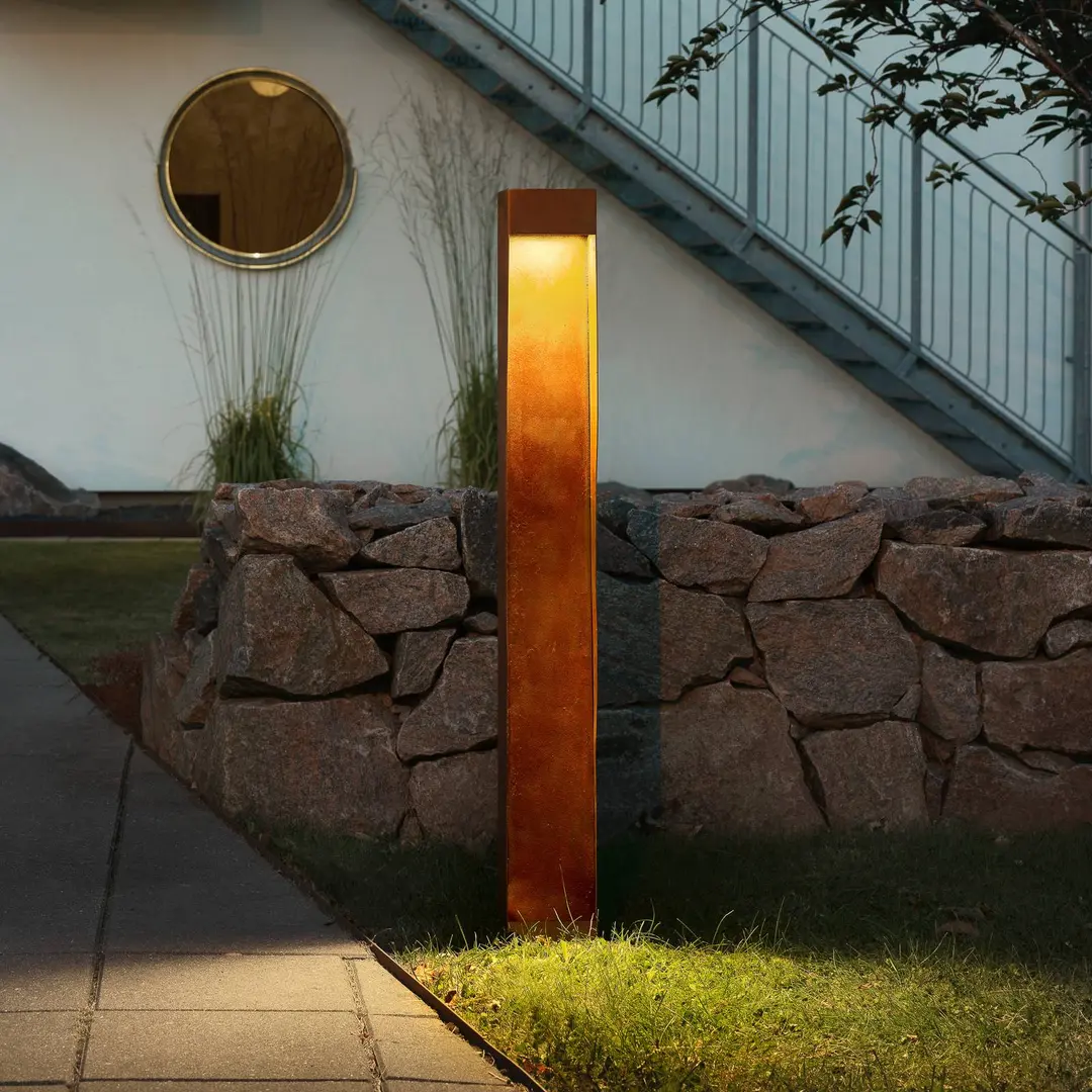 Konstsmide LED-Wegelampe Rho, rostfarben, Höhe 100 cm, Metall, IP54