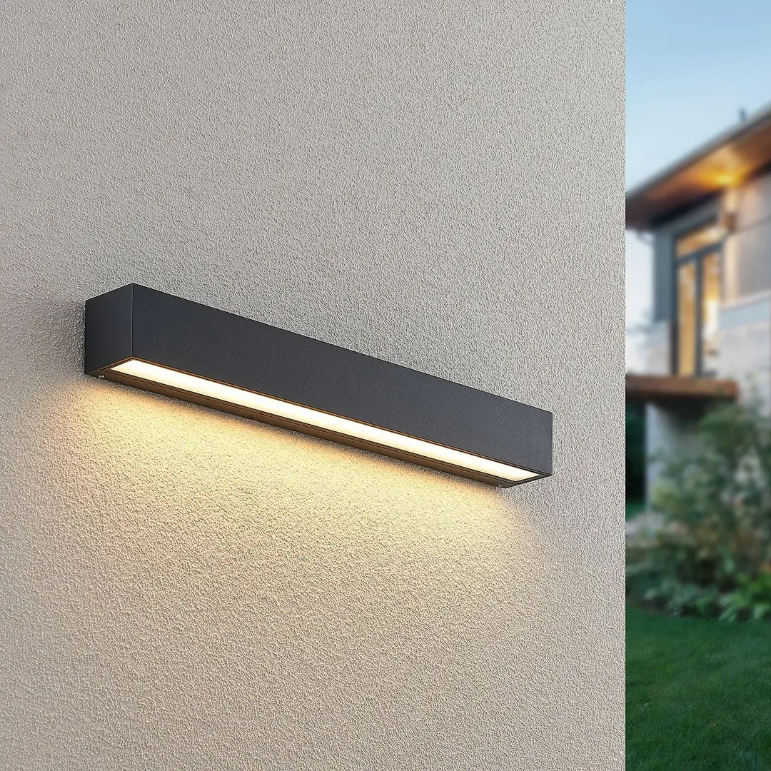 Lucande LED-Wandleuchte Lengo, 50cm, anthrazit, down, 3.000K