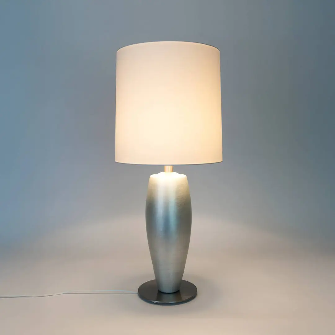 Holländer Tischlampe OMEGA SOTTILE, silber/weiß Höhe 80 cm Keramik E27