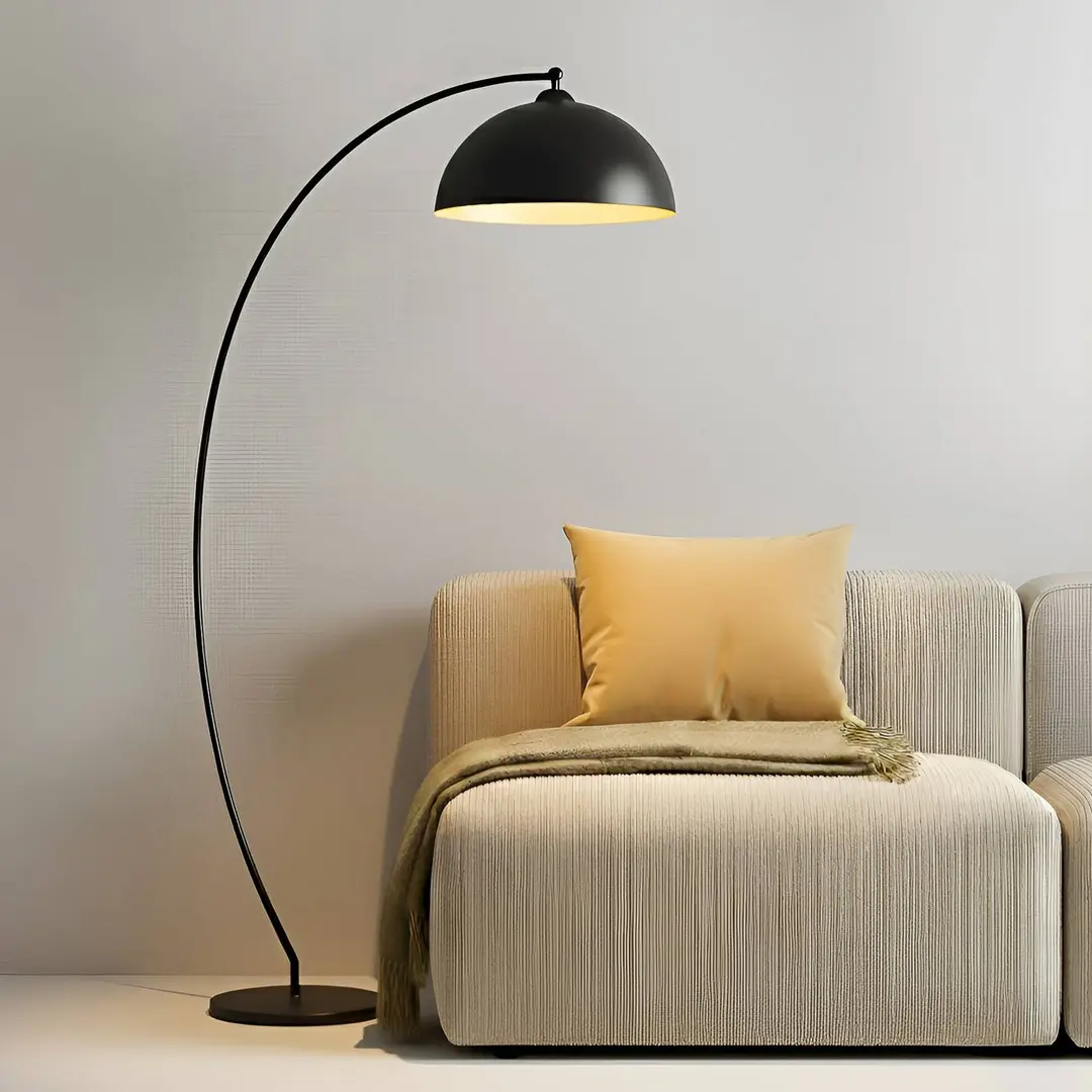 Lindby Bogenlampe Jonera, schwarz, Metall, E27, Höhe 185cm