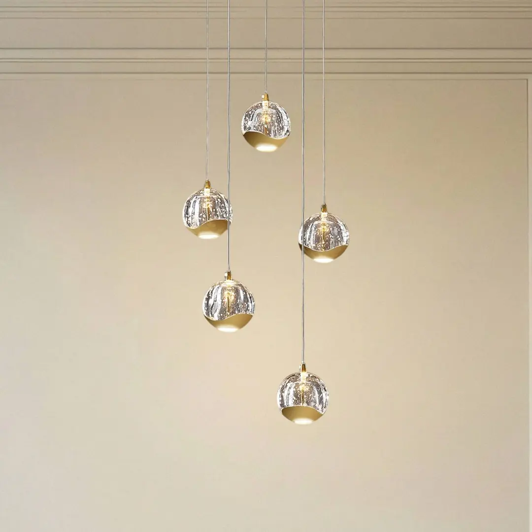 Lucande LED-Pendellampe Hayley, Ø 30 cm, 5-flg., gold, Glas