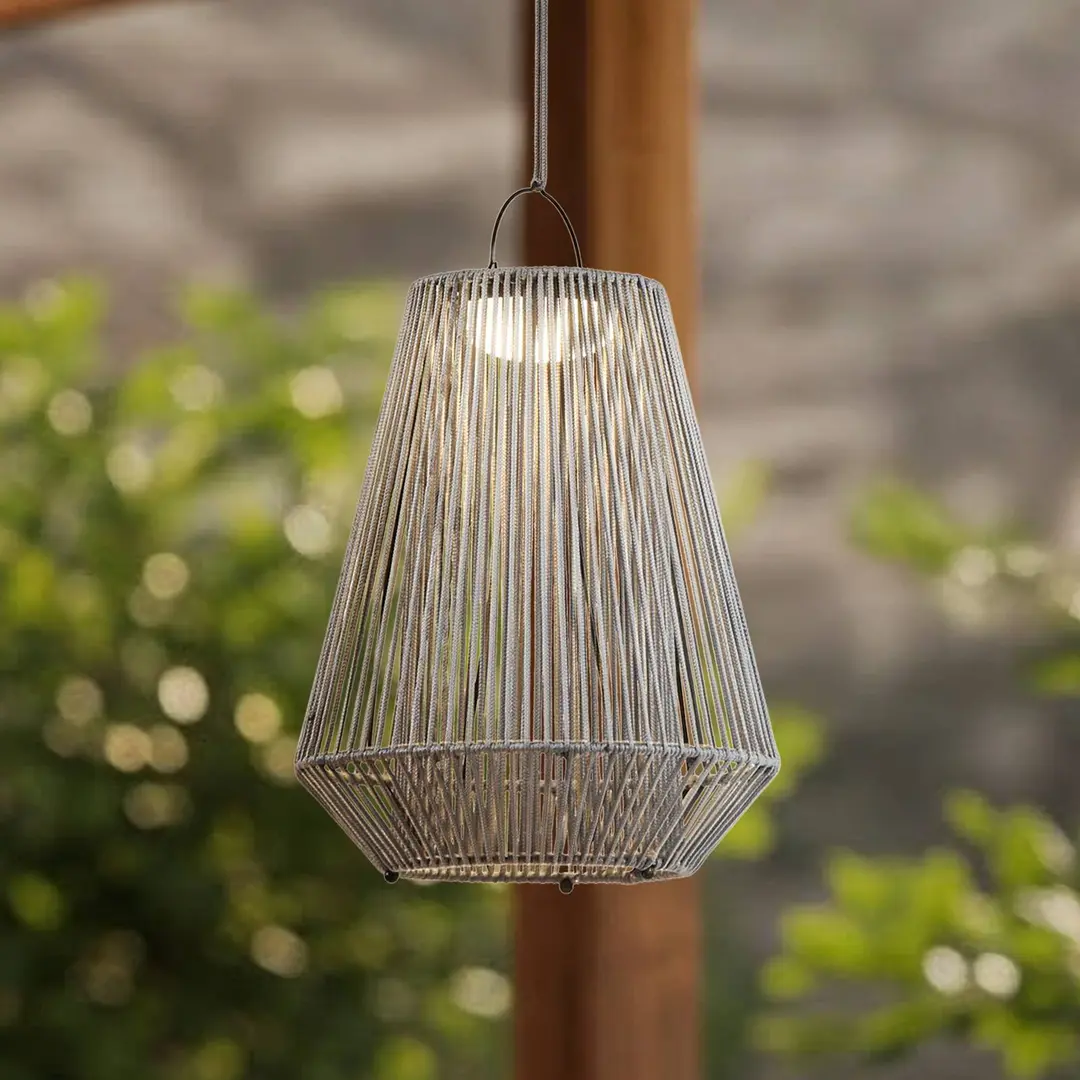 Lindby LED-Solarhängelampe Austas, grau, Ø 32 cm, USB, IP54