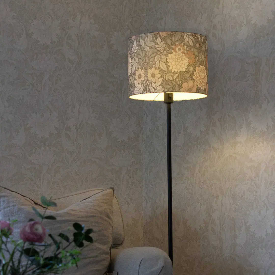 PR Home Stehleuchte Amy, Dahlia grün/schwarz, 150 cm, Textil, E27