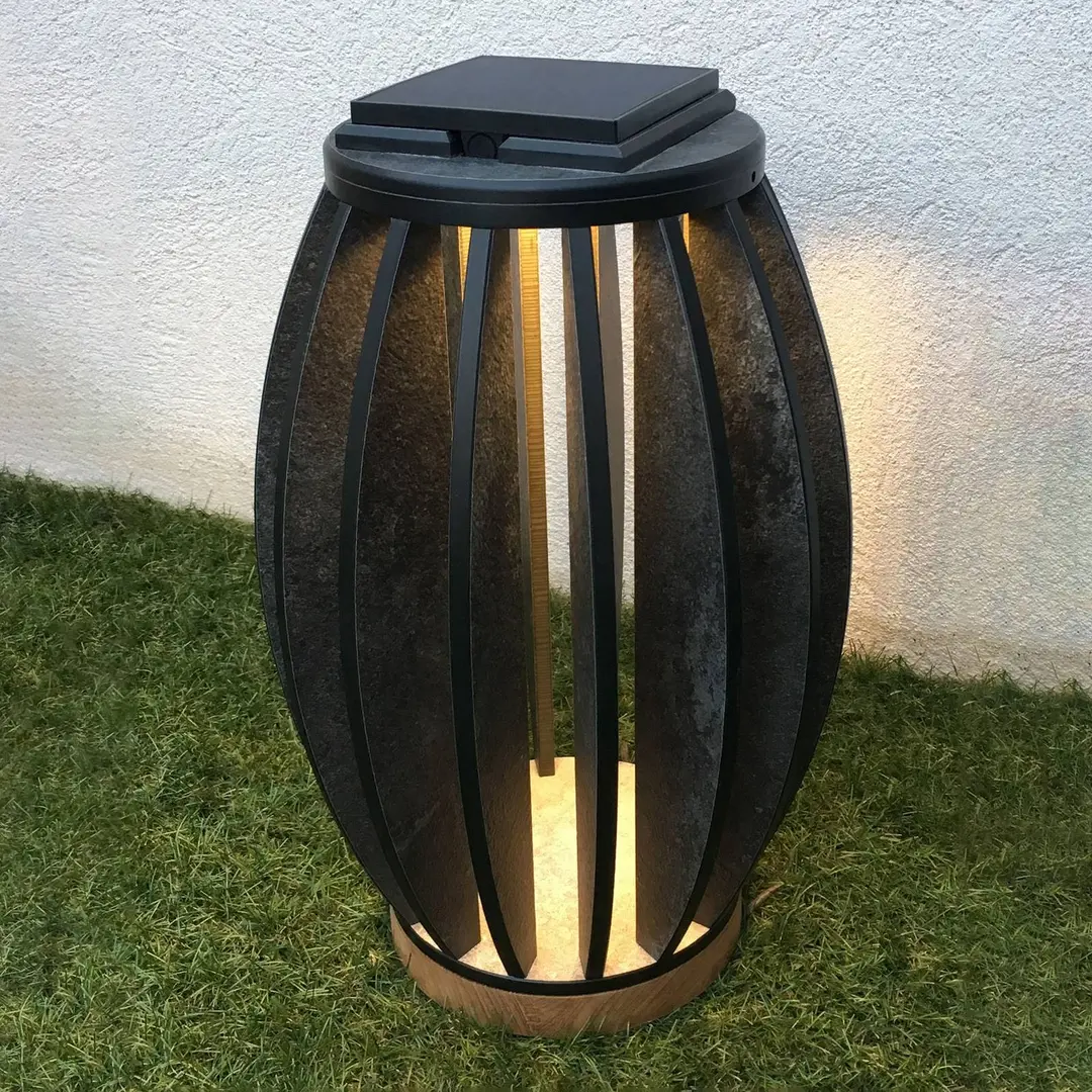 Les Jardins LED-Solarleuchte Pastek aus Teak-Holz mit Sensor