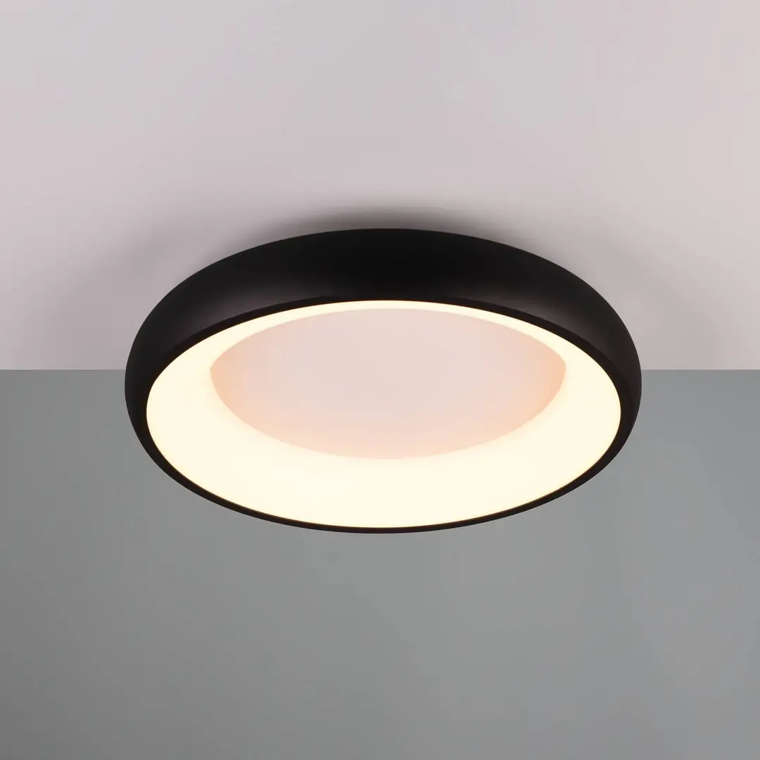 Trio Lighting LED-Deckenlampe Cardona, Ø 46,5 cm, schwarz matt, Metall CCT