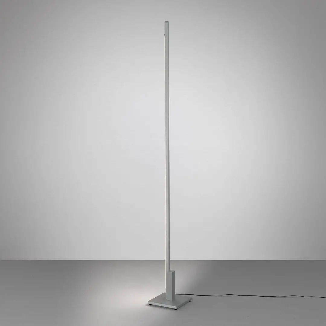 Quitani LED-Stehleuchte Talon, eloxal natur, Metall, dimmbar