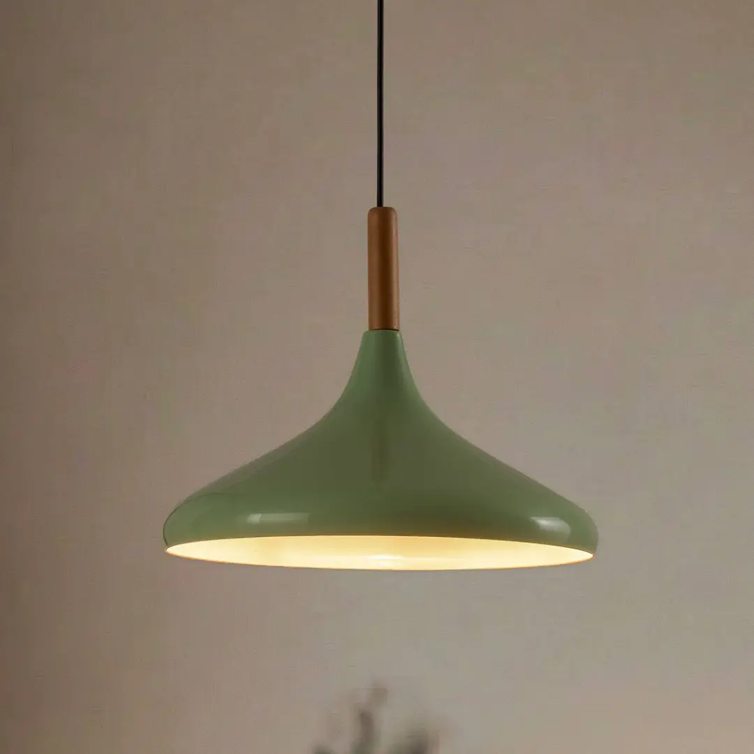 ROYALTECH Hängelampe Chris, mintgrün/weiß, Ø 35 cm, Metall, Holzdetail
