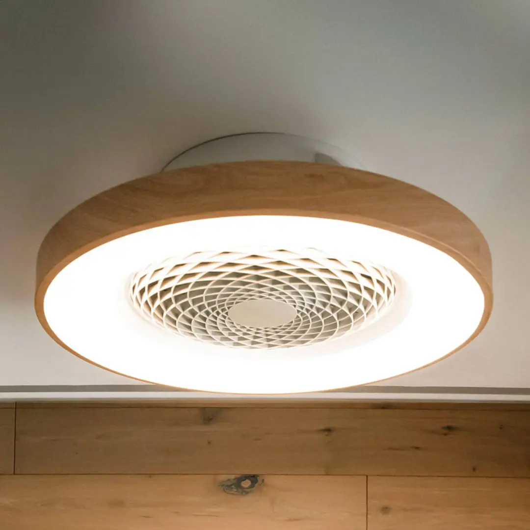Mantra Iluminación Smart LED-Deckenventilator Tibet, holzfarben, leise, Ø 65 cm