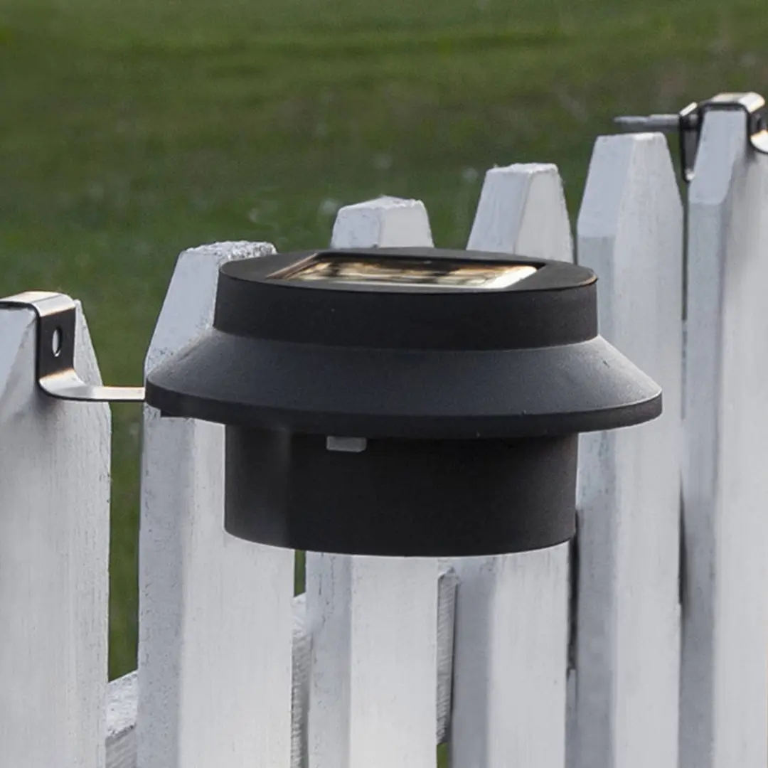 STAR TRADING LED-Solarleuchte Fency mit Dämmerungssensor