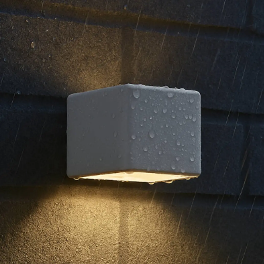 FH Lighting LED-Akku-Wandleuchte Magnetic, weiß, USB, Bewegungsmelder