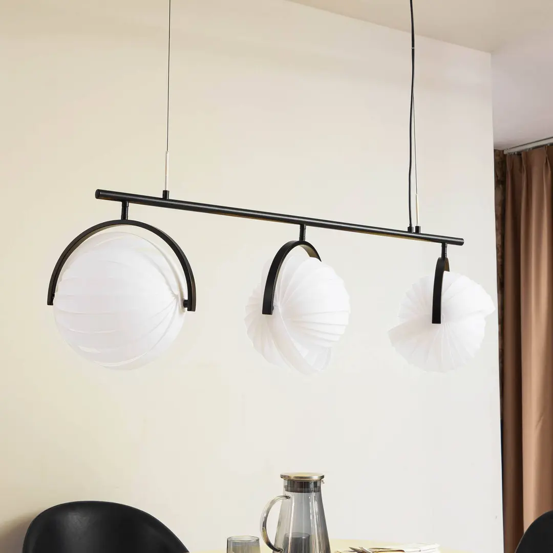 Lucande Hängeleuchte Helva, weiß, 3-flg., 108 cm, drehbar