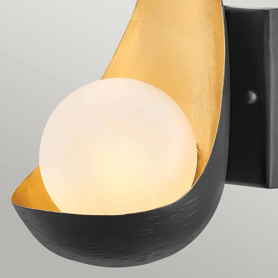 Quintiesse Wandleuchte Ren, 1-flammig, schwarz/gold