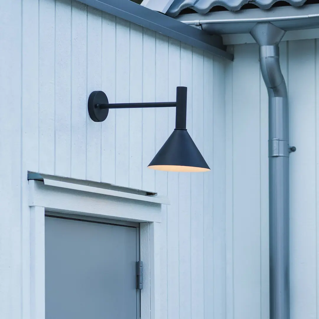 PR Home Tripp Außenwandleuchte schwarz