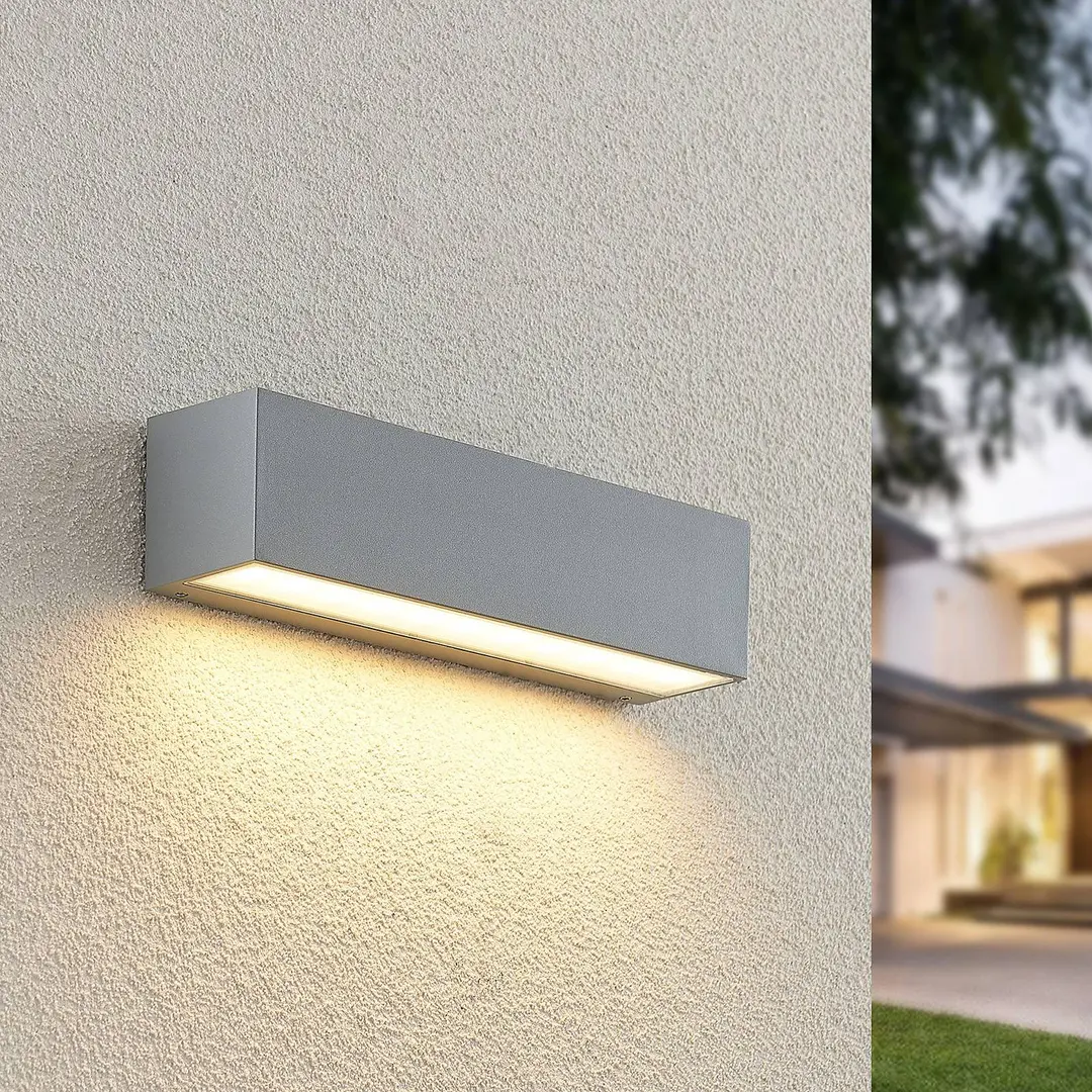 Lucande LED-Außenwandlampe Lengo, 25cm, silber, down, 3.000K