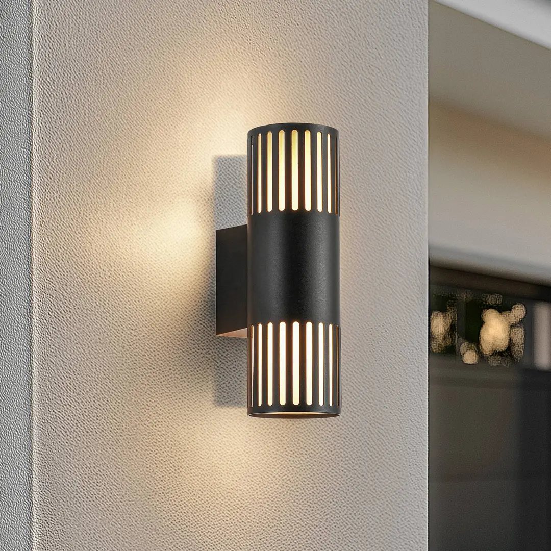 Lindby Außenwandleuchte Lurinda, 2-flg., schwarz, Ø10cm