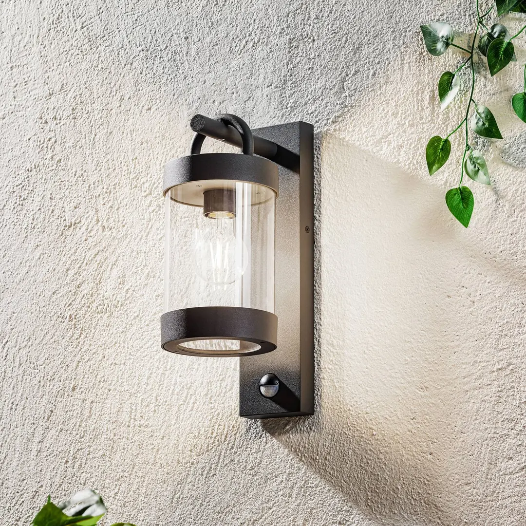 Trio Lighting Außenwandlampe Sambesi, anthrazit, Sensor, Aluguss