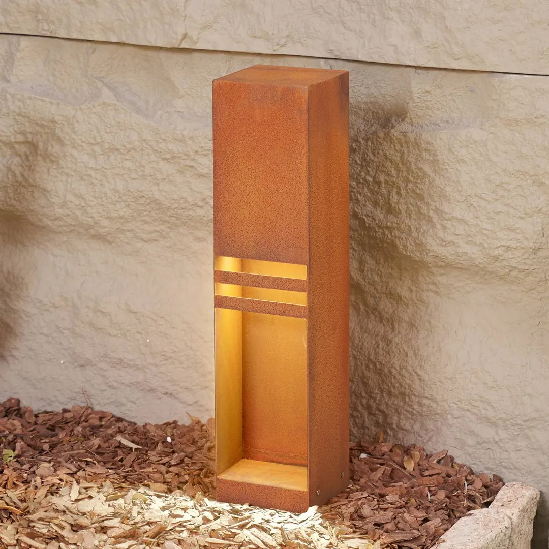 Lucande LED-Sockelleuchte Oxido, rostfarben, Höhe 50cm, IP44