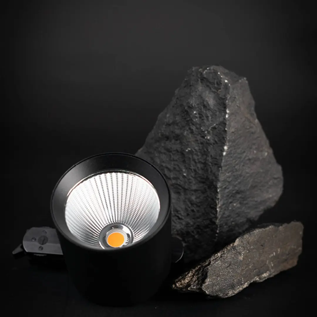 The Light Group SLC LED-Schienenspot Fox, schwarz, 3.000 K, 3-Phasen-Schiene