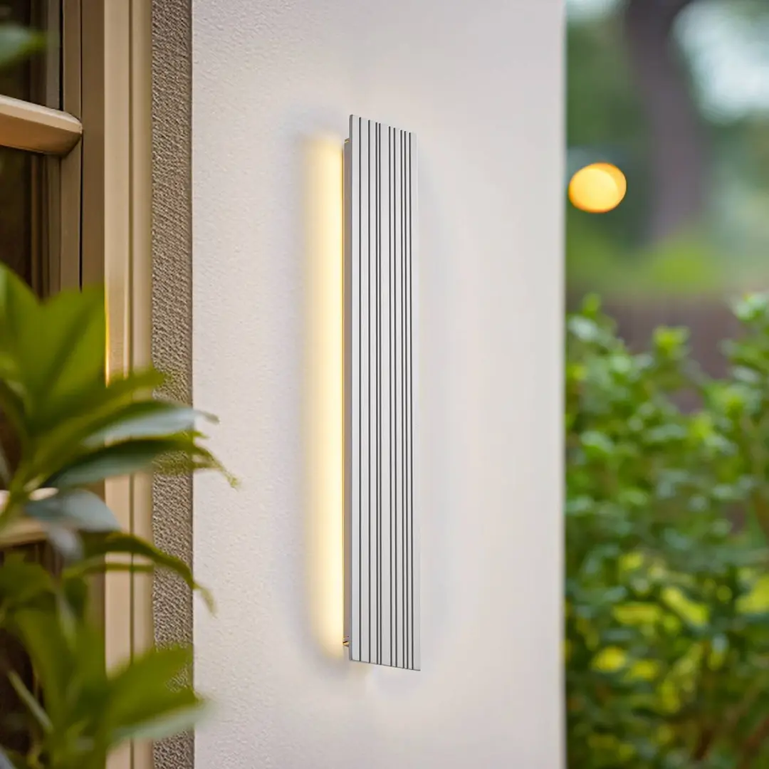 Lucande LED-Außenwandleuchte Melira, Länge 60 cm, hellgrau