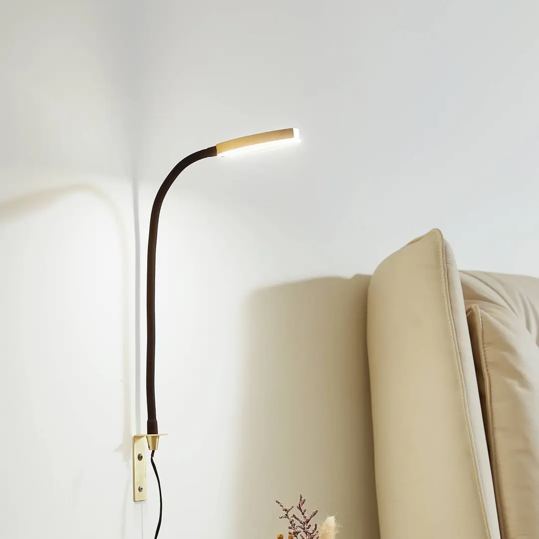 Lindby LED-Leselampe Flexola, gold, rund, Metall, Stecker