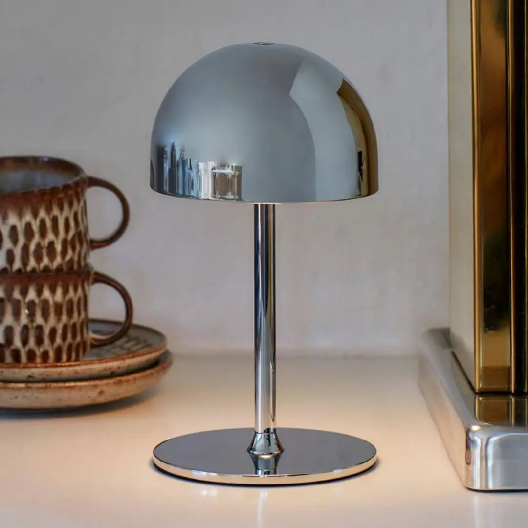 Sirius LED-Akku-Tischleuchte Tim, chromfarben, Höhe 22 cm, IP54