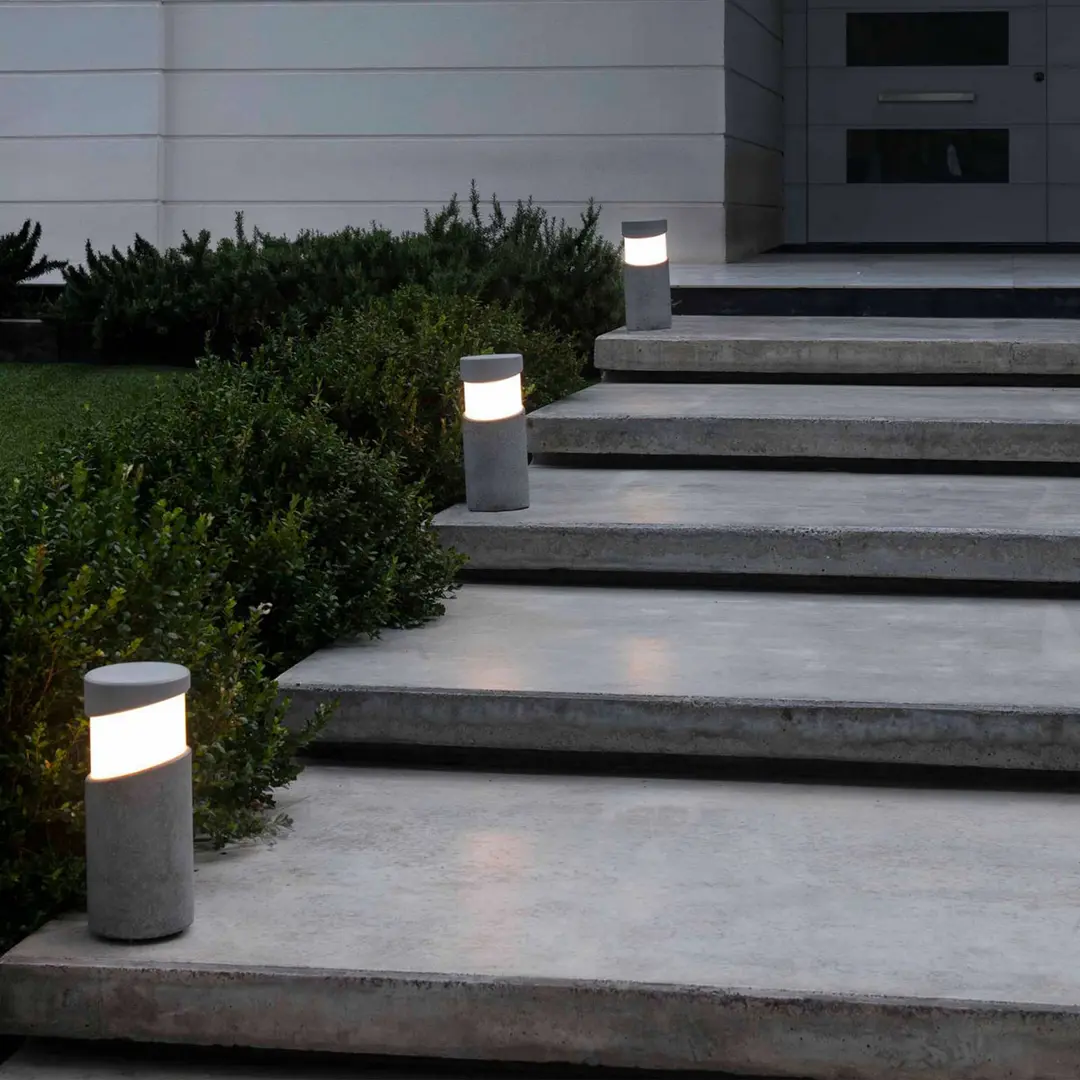 FARO BARCELONA Sockelleuchte Block aus Beton