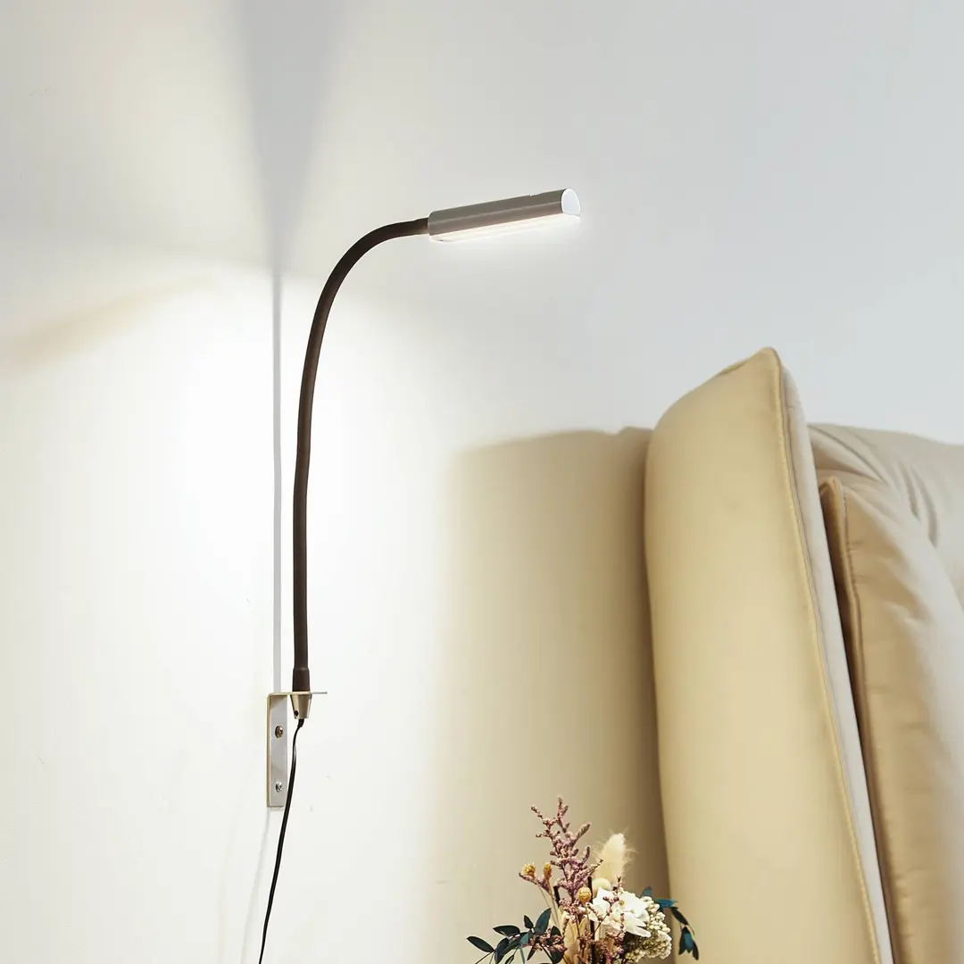 Lindby LED-Leselampe Flexola, nickel, eckig, Metall, Stecker