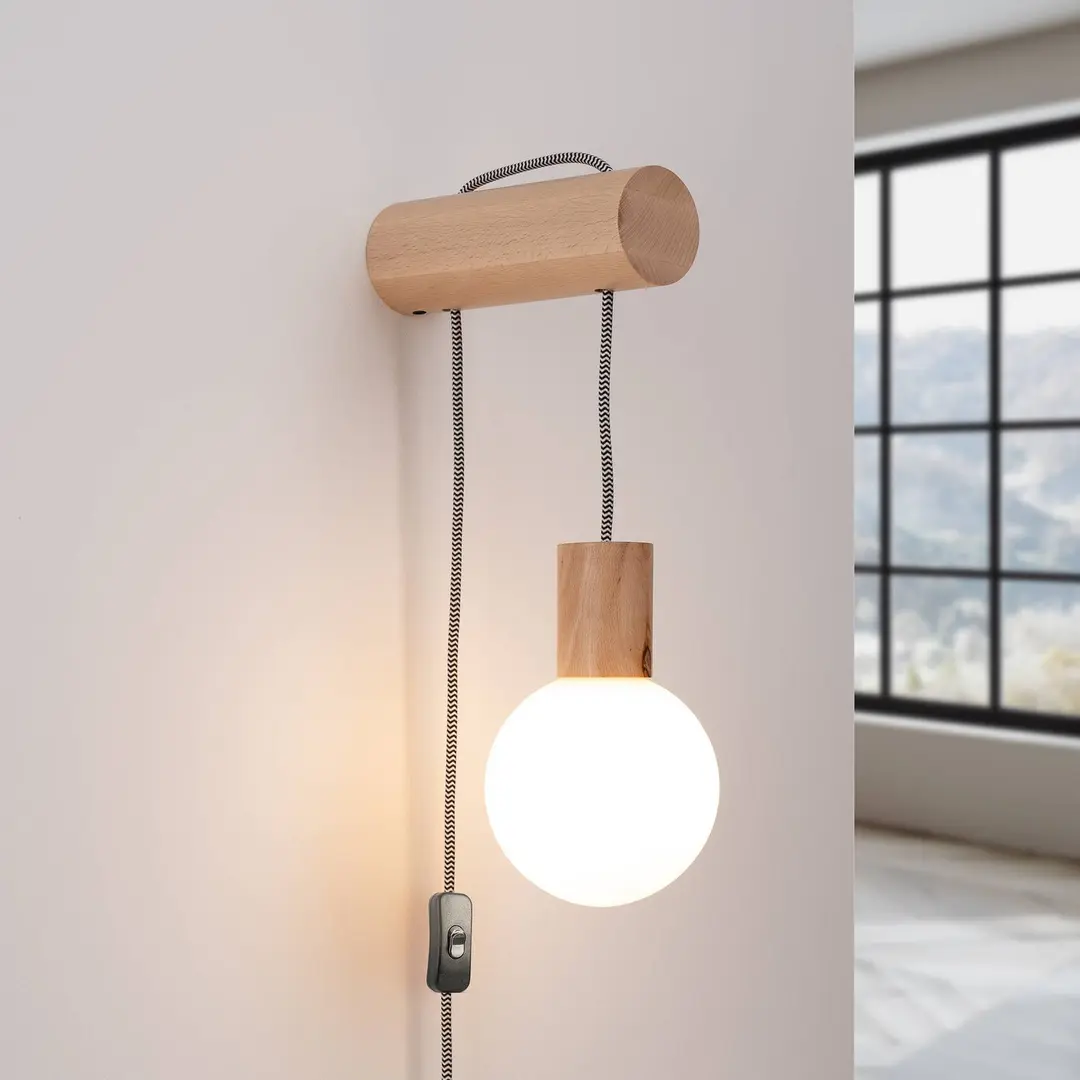 SOLLUX LIGHTING Wandleuchte Nimbi, Holz hell, Höhe 67 cm, Holz/Glas