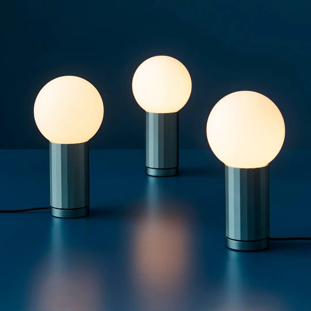 HAY LED-Tischleuchte TURN ON, blau, Höhe 20 cm, dimmbar