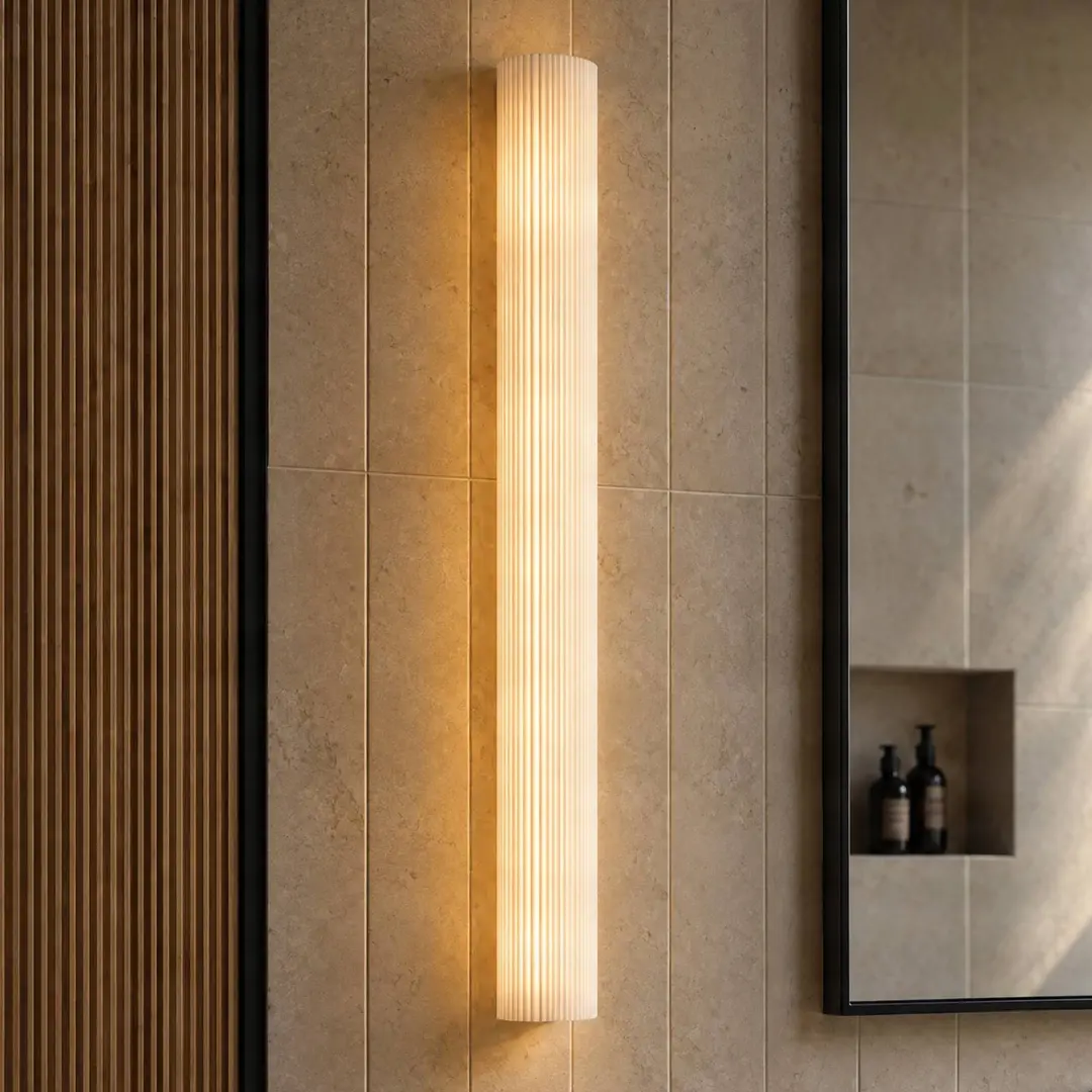 Lucande LED-Badwandlampe Victoire, 70 cm, weiß/chrom, CCT