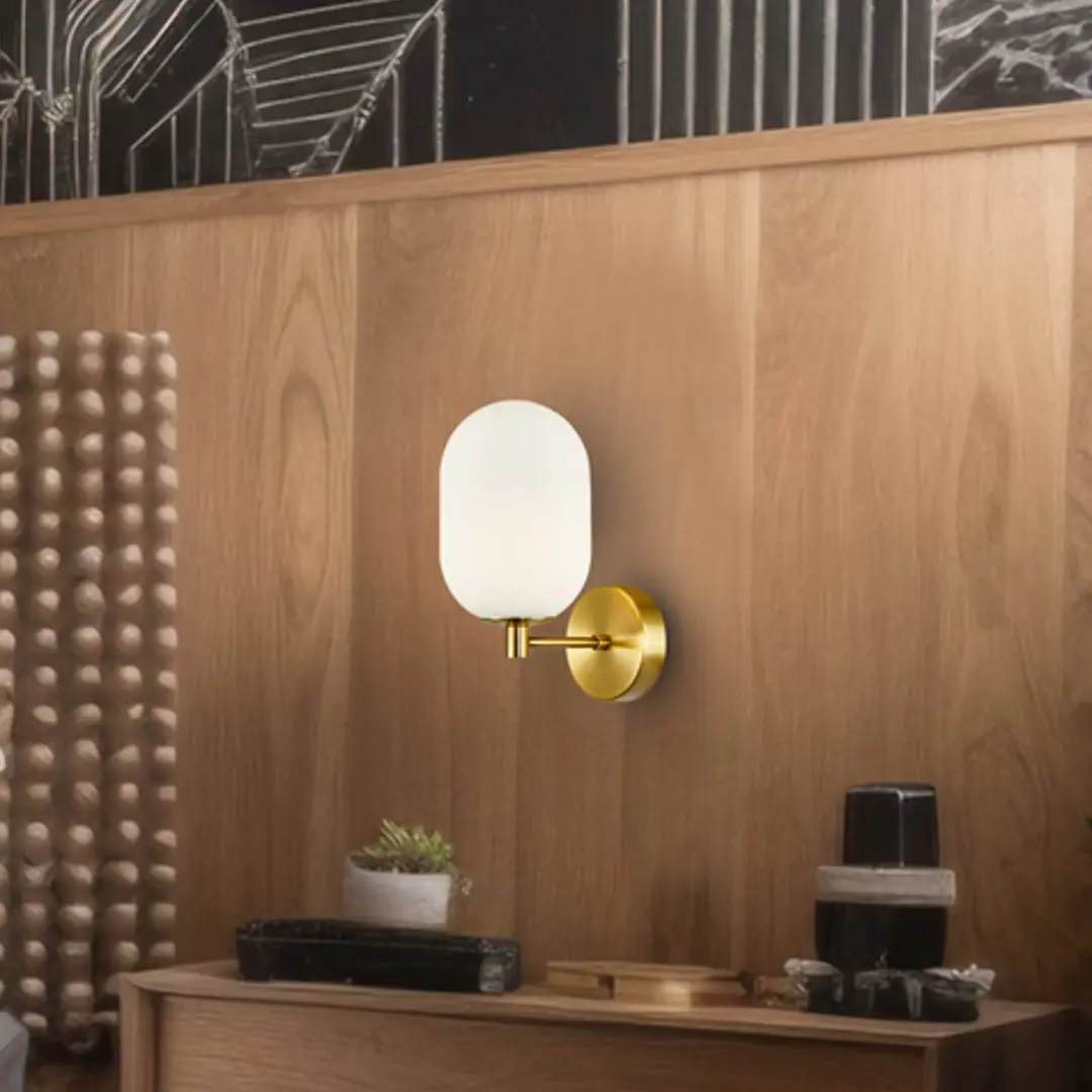 Eko-Light Wandleuchte Alias, Metall goldfarben, Opalglas, einflammig