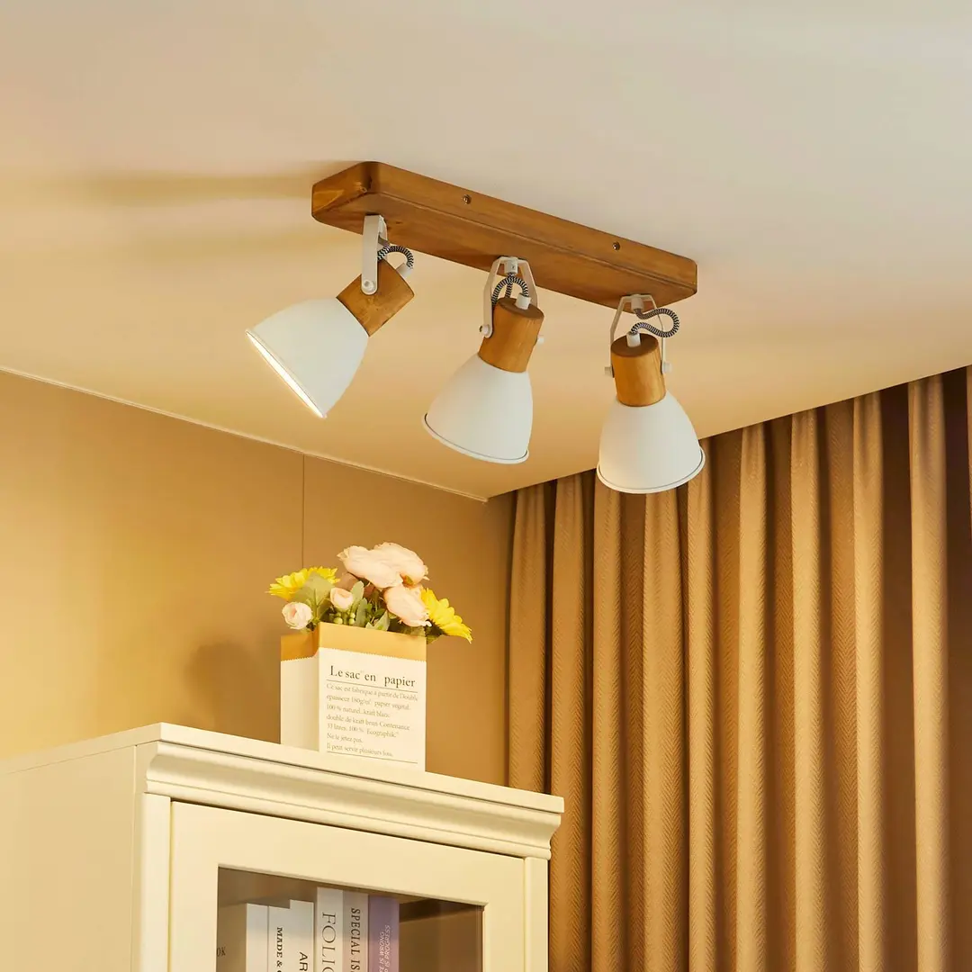 Lindby Deckenspot Merela, weiß, 45 cm, 3-flammig, Holz, E14