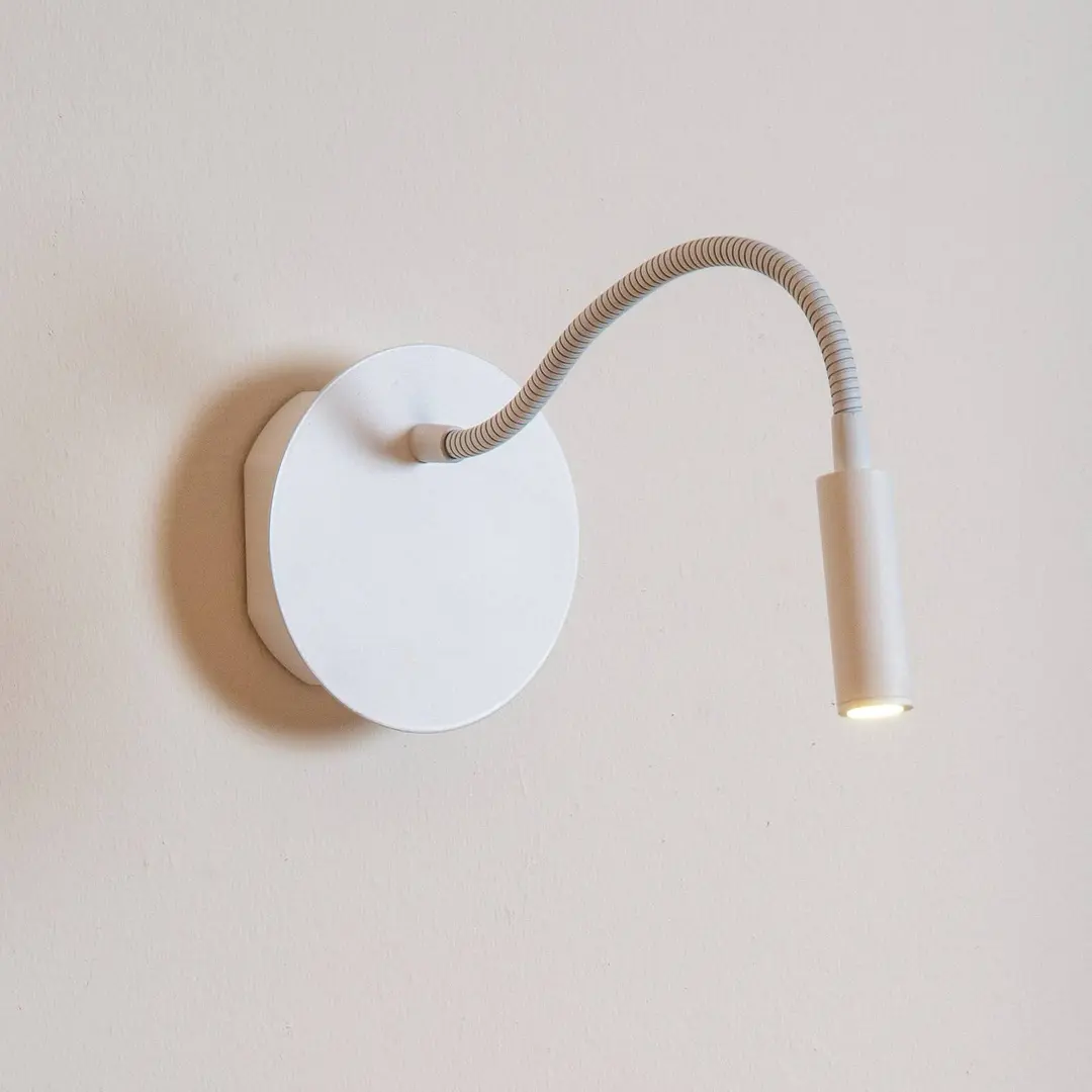 Lucide LED-Akkuwandspot Jolijn, weiß, Flexarm, Ø 11 cm, Magnet