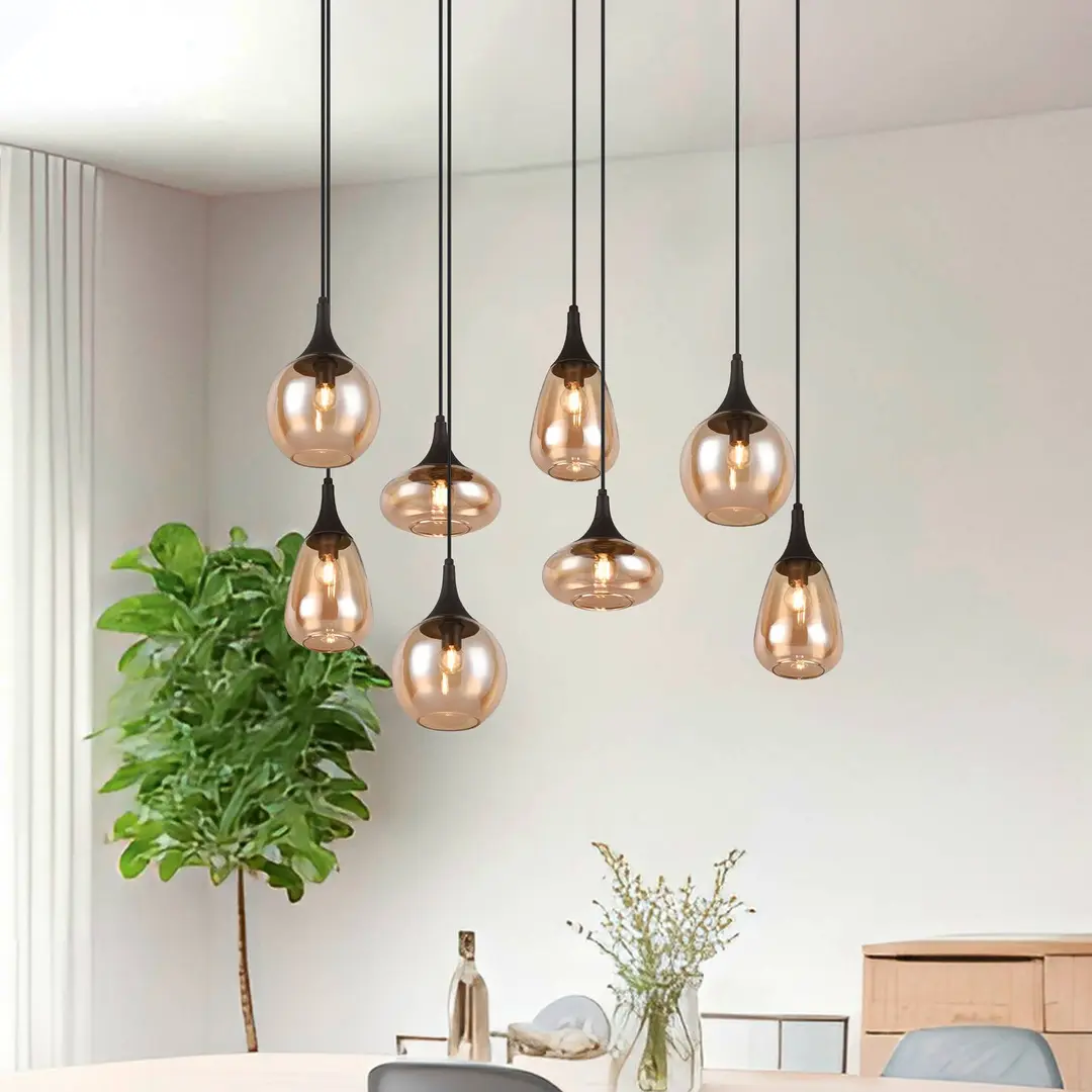 Trio Lighting Hängeleuchte Lumina, 8-flammig, schwarz/amber, Glas