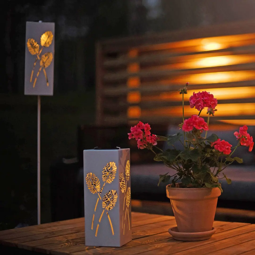 STAR TRADING LED-Solarlampe Albaleaf, 2 Nutzungsmöglichkeiten