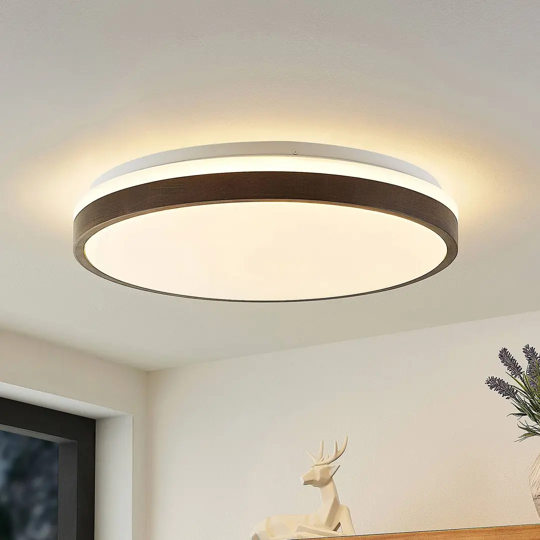 Lindby LED-Deckenleuchte Hudsona, Ø 49 cm, Holz, braun