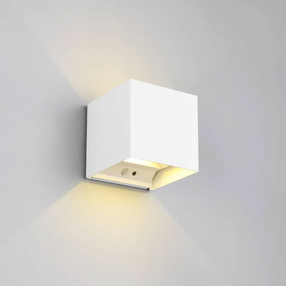 Reality Leuchten LED-Akku-Außenwandlampe Talent, weiß, Breite 10 cm, Sensor