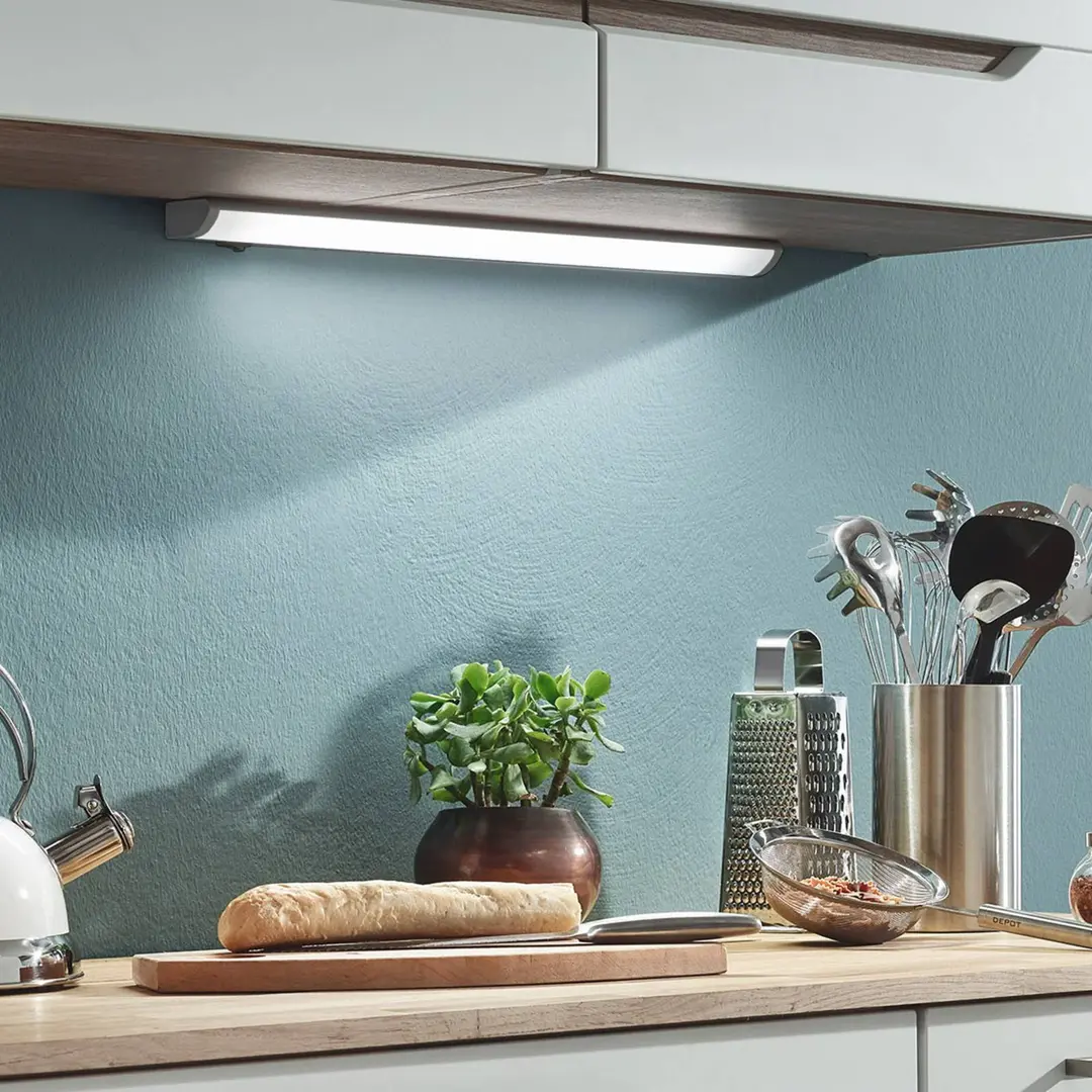 Telefunken LED-Unterbauleuchte Hestia, 4.000K, 1.000lm, titan