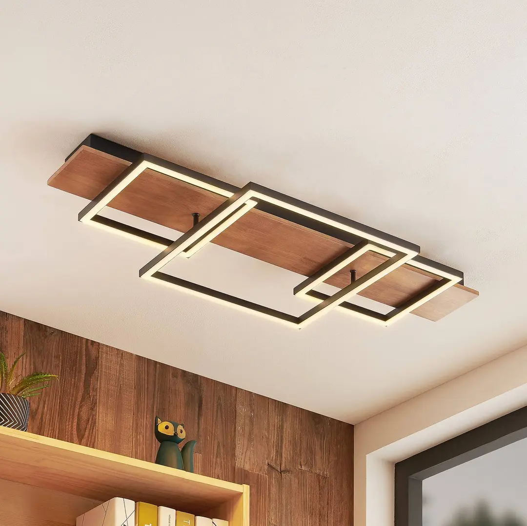 Lucande LED-Deckenleuchte Chariska, 95cm, schwarz, Holz, CCT