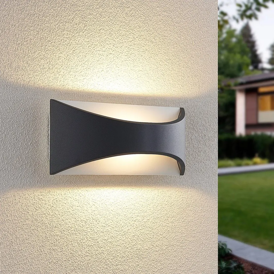 Lindby LED-Wandleuchte Mathea, 30 cm, anthrazit, Alu, IP65