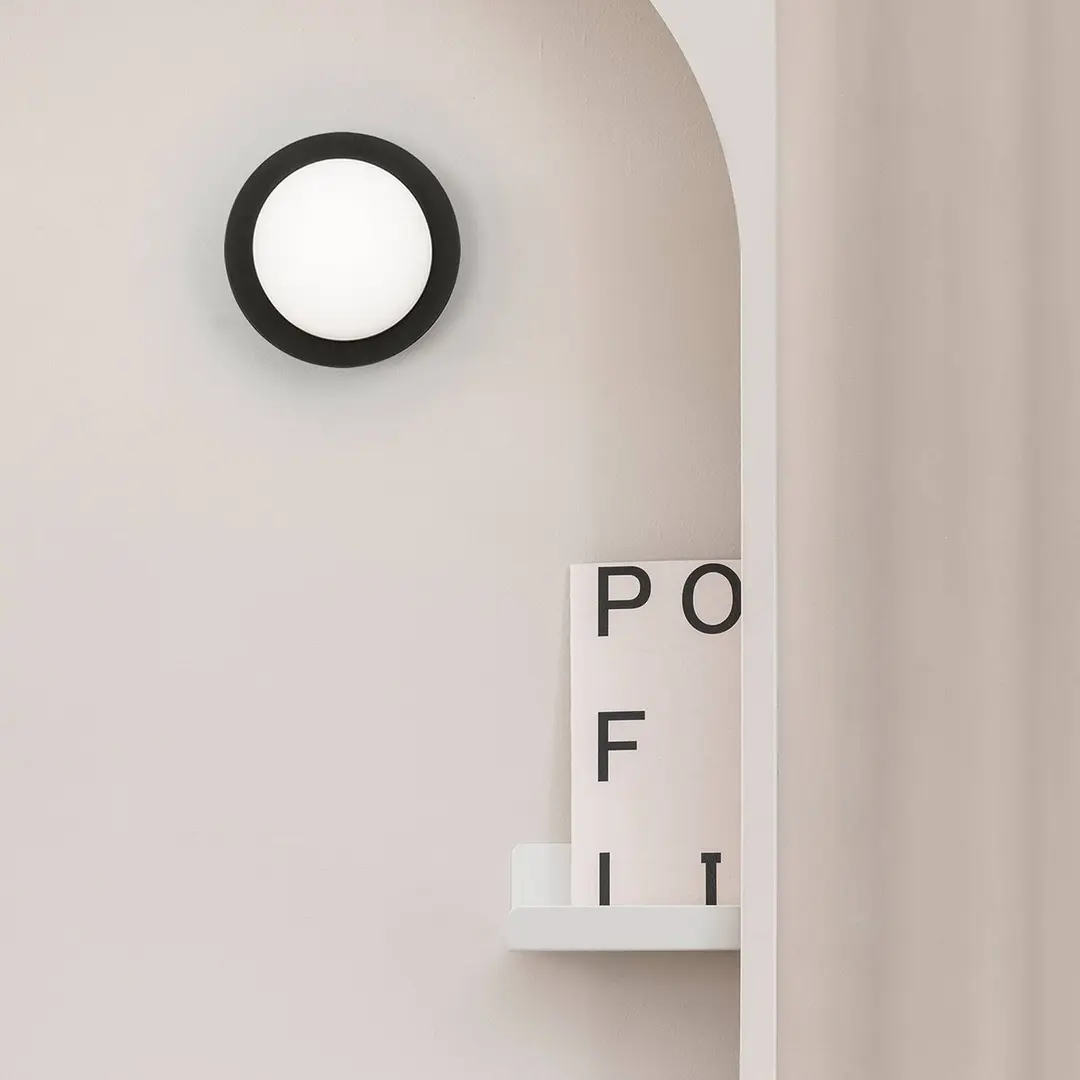 FARO BARCELONA LED-Wandleuchte May IP44, schwarz