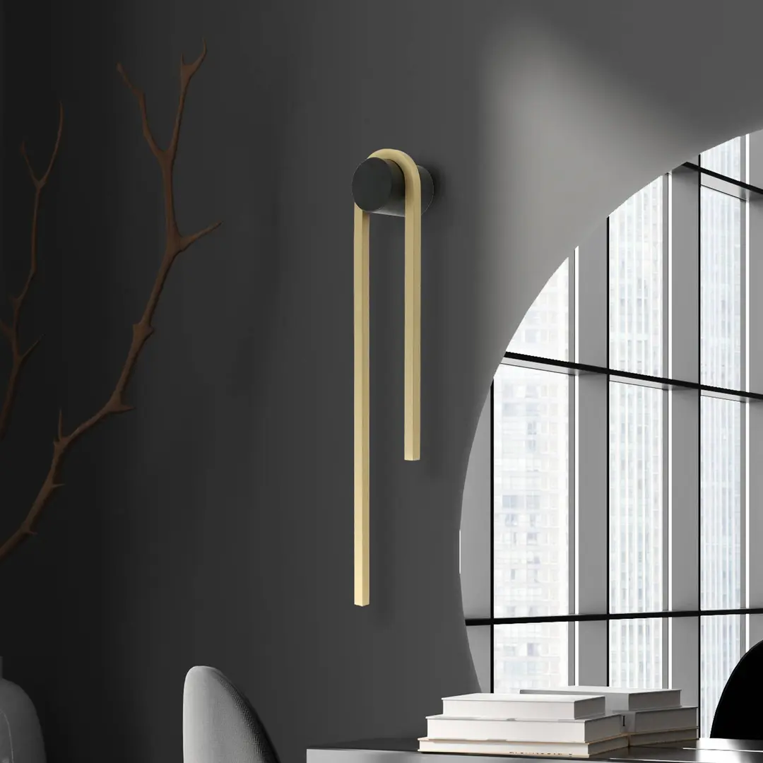 Zambelis LED-Wandleuchte 23107, Höhe 60 cm, schwarz/goldfarben