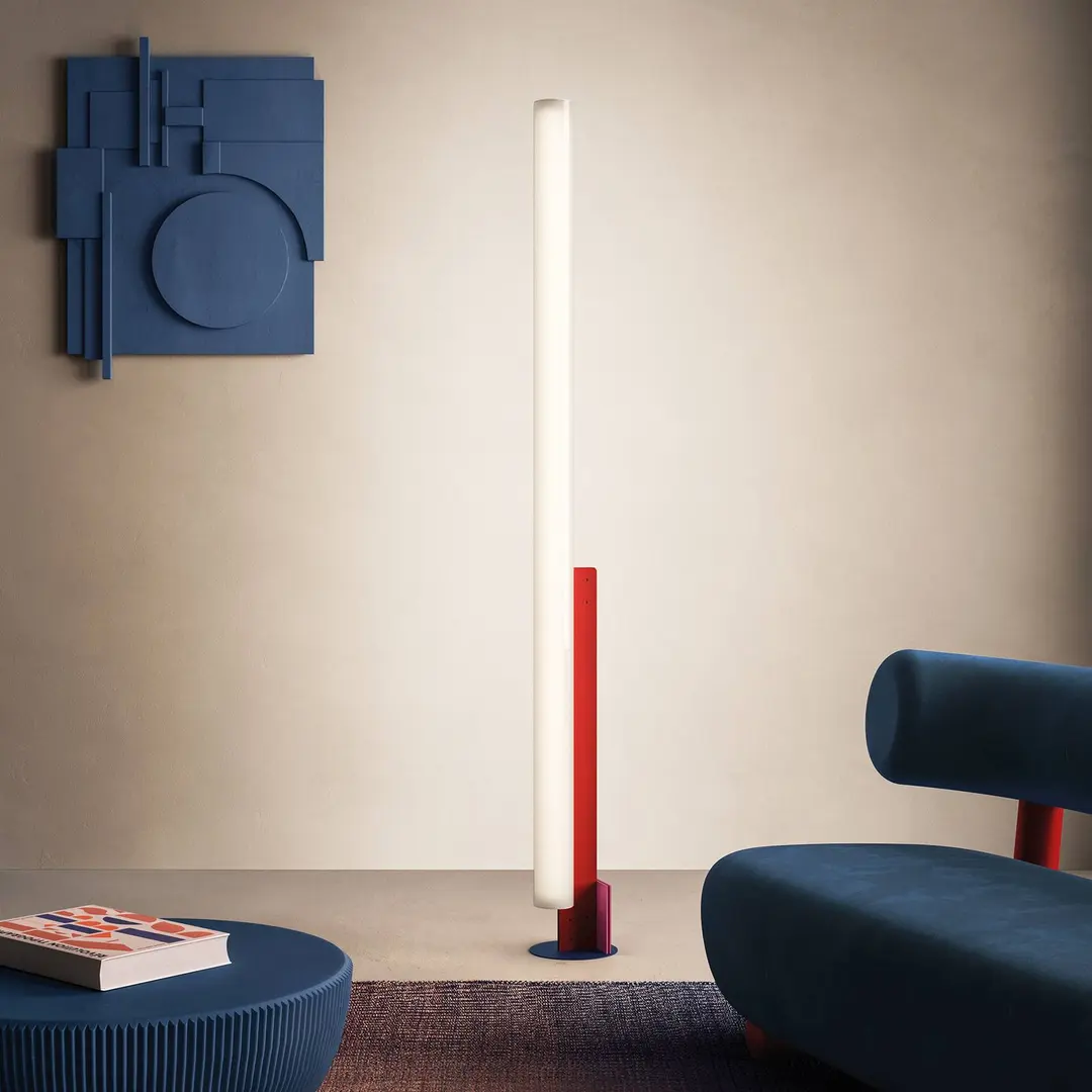 kdln LED-Stehleuchte Model T, bunt, Höhe 185 cm, Dimmer