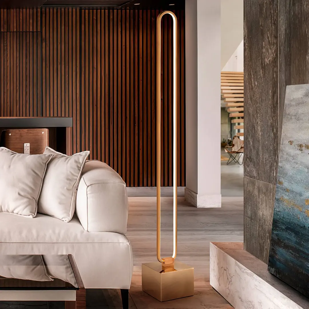 Schuller Valencia LED-Stehlampe Colette, rosegold, Höhe 140 cm, Aluminium