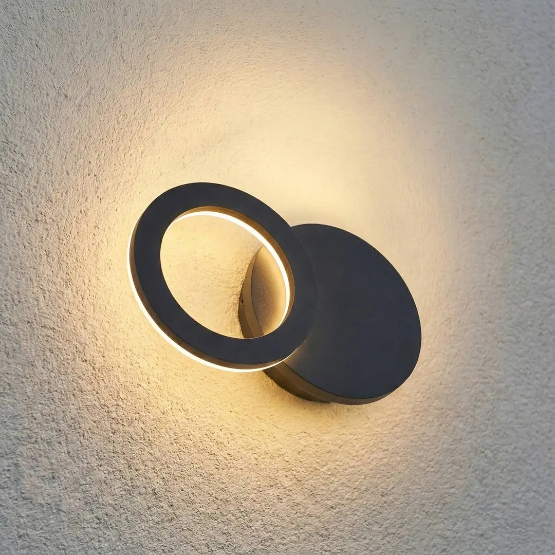 Lindby LED-Außenwandlampe Ilveo, schwarz, IP54, beweglich