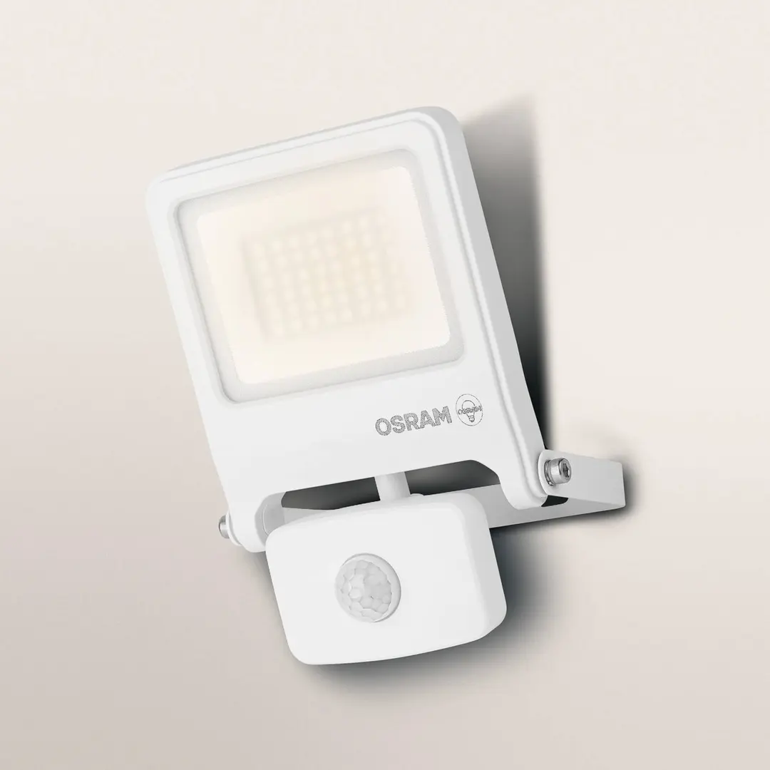 OSRAM Außenstrahler ENDURA FLOOD, weiß, Sensor 30 W 830 IP44