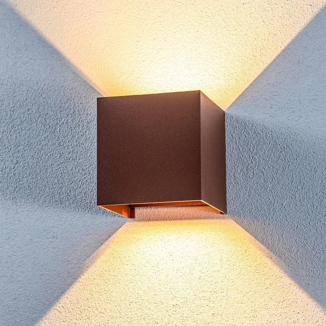 Lindby LED-Außenwandleuchte Nivar, eckig, rost, 10 cm, IP54