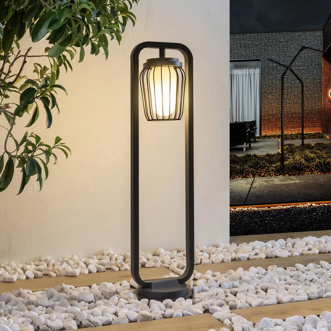 Lucande Wegeleuchte Chandan, 90 cm, anthrazit, Aluminium